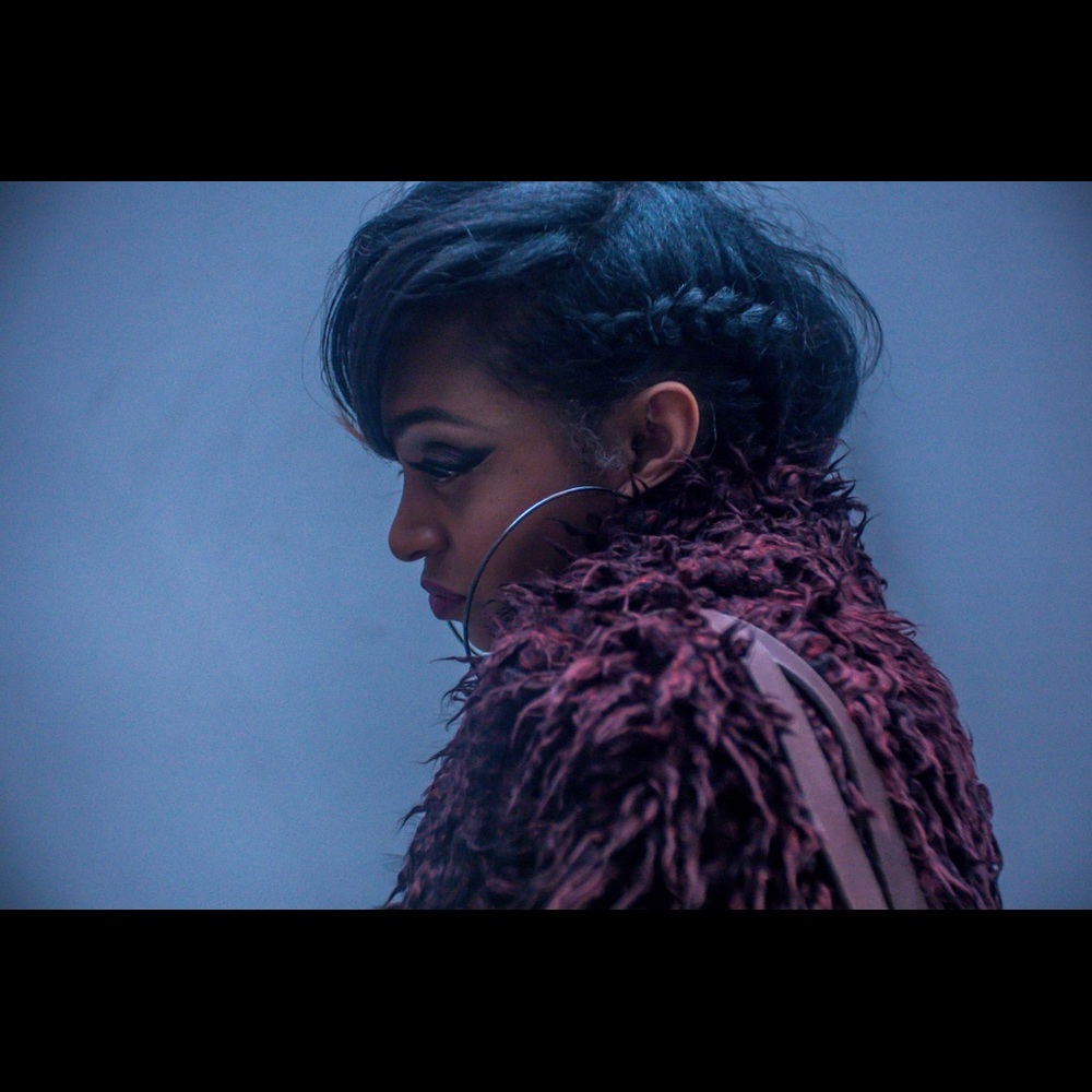 Meet your Posher, Aakila